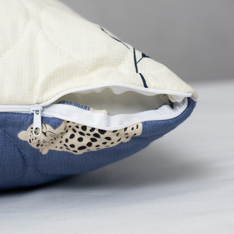 Подушка  детская стеганная 50х70 (см) ЛЕО  (леб пух,поплин) 